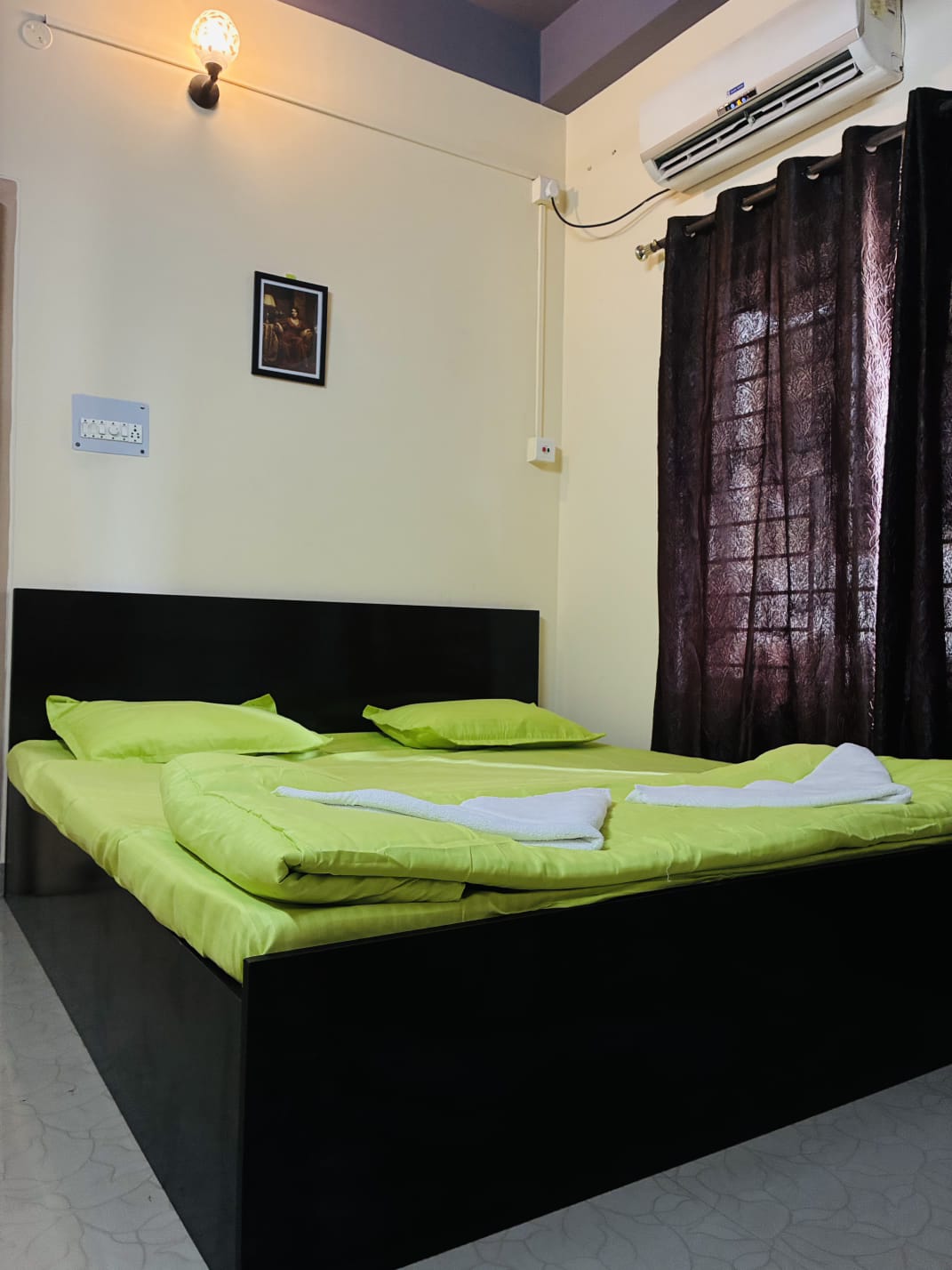 Deluxe double room at Moonleaf Stay